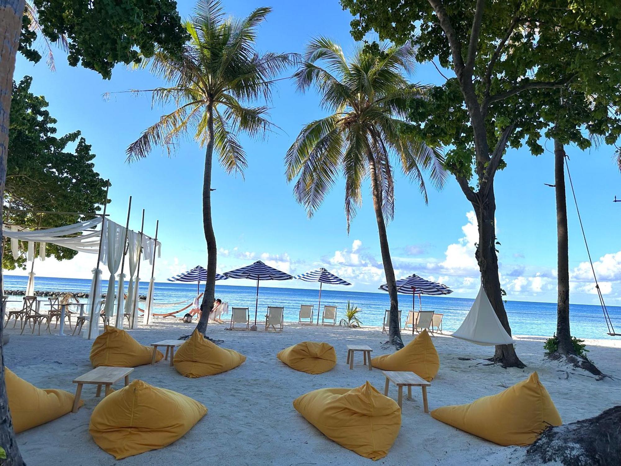 Galaxy Sunrise Sea View Hotel Fulidhoo Exterior foto