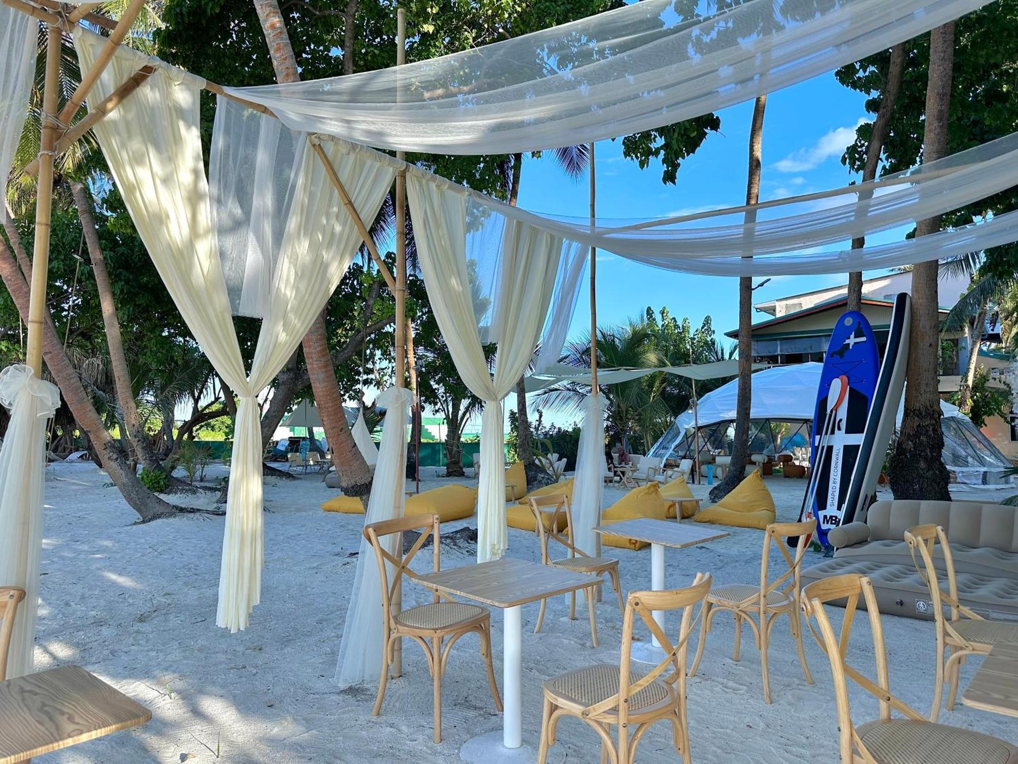 Galaxy Sunrise Sea View Hotel Fulidhoo Exterior foto