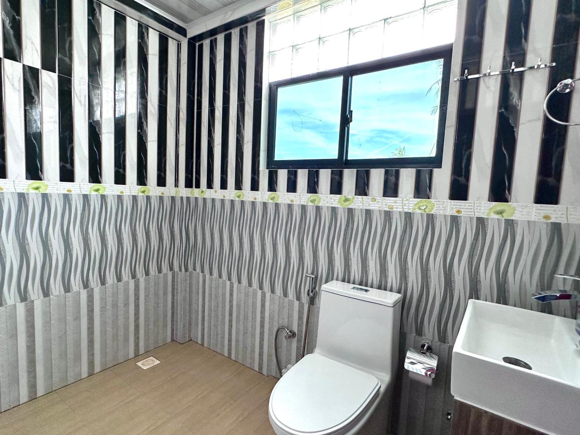 Galaxy Sunrise Sea View Hotel Fulidhoo Exterior foto