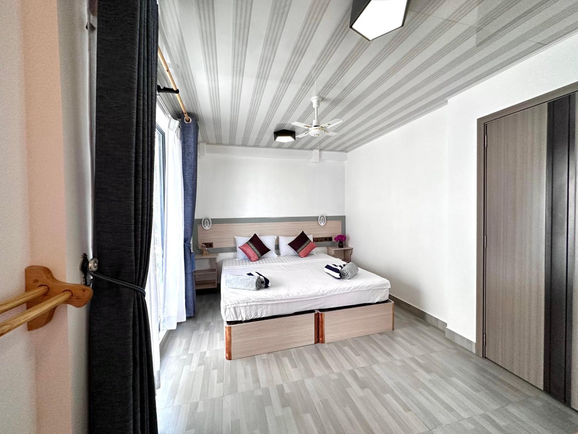 Galaxy Sunrise Sea View Hotel Fulidhoo Exterior foto