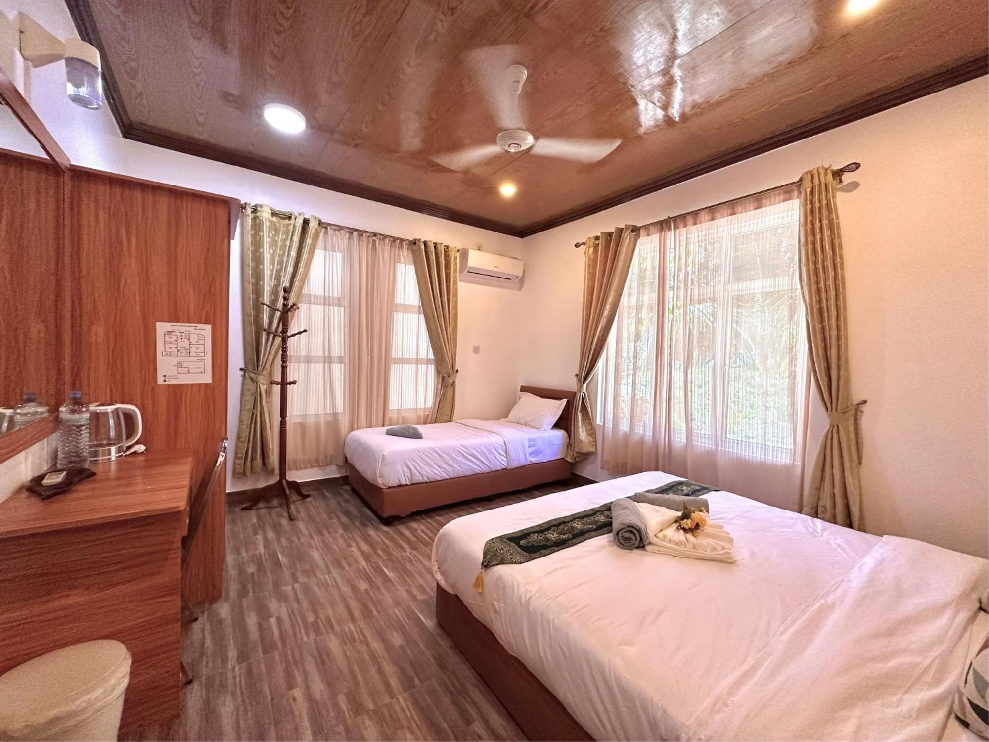 Galaxy Sunrise Sea View Hotel Fulidhoo Exterior foto